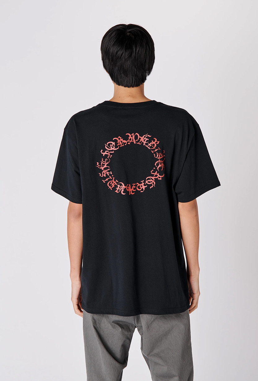 teeshirt former noir imprimé logo rouge