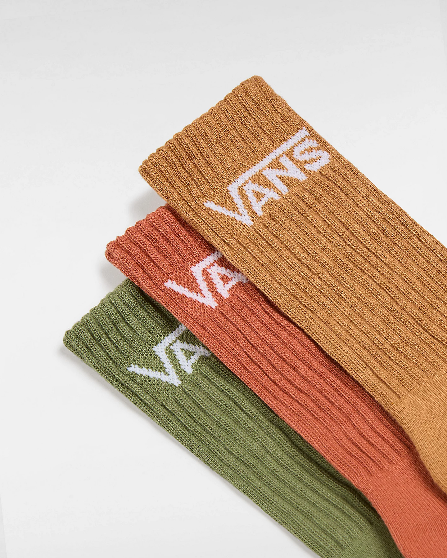 Chaussettes hautes Vans tricolore confrotable avec logo en jacquard.